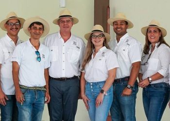 Nestlé® Dominicana promueve la agricultura regenerativa a ganaderos del país