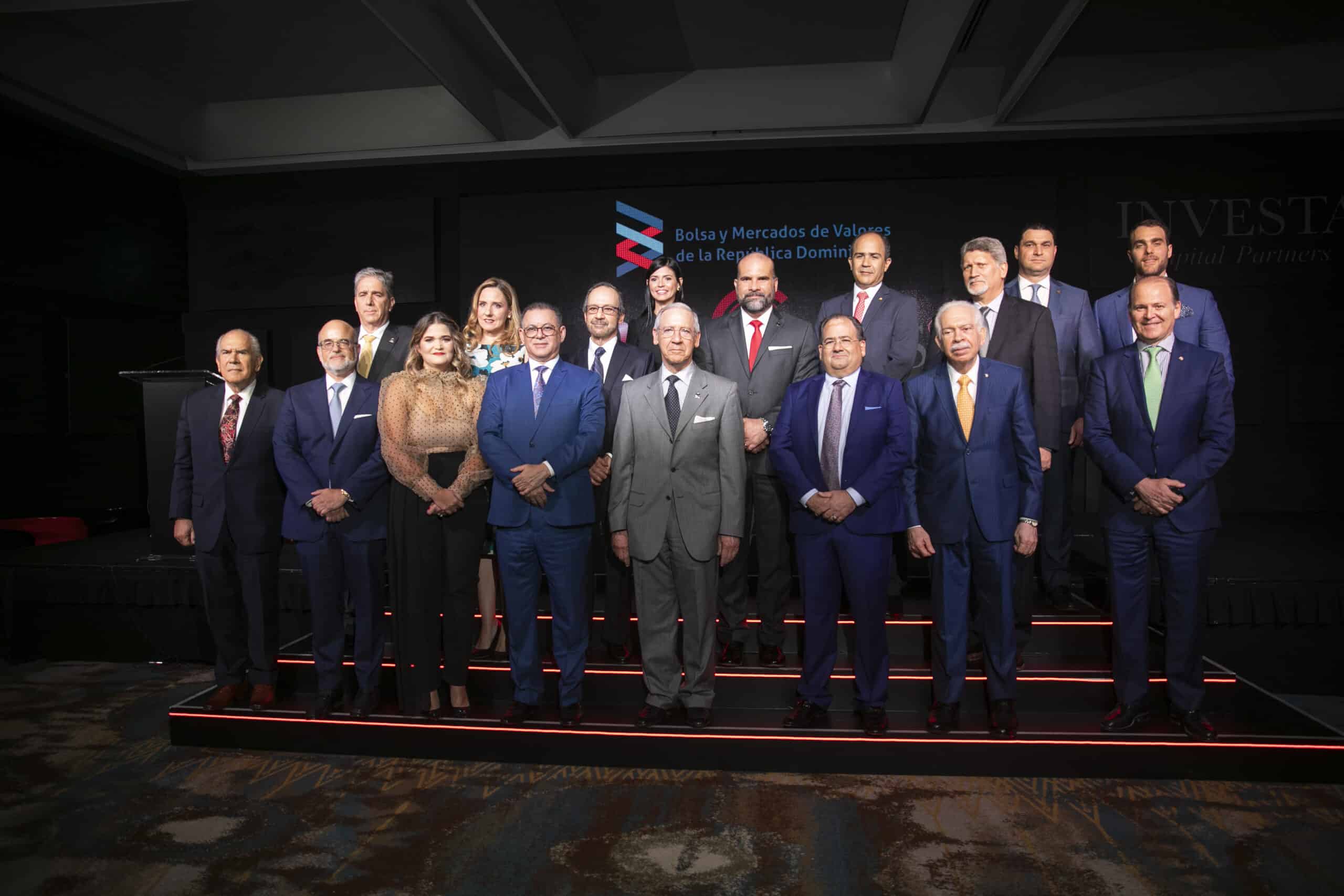 Asociación Cibao extiende plazo de aplicación a los Fondos Concursables ACAP 2021-2022 Aprueban primera oferta pública de acciones del país