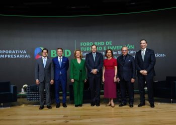 BHD realizó foro sobre turismo sostenible en Madrid