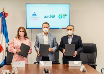 MICM, AIRD y NUVI firman convenio para impulsar sostenibilidad y cultura de reciclaje