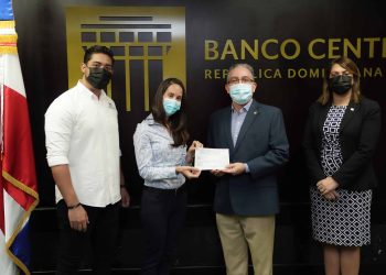 Voluntariado Bancentraliano dona RD$300,000 a cuatro fundaciones en el Primer Maratón de la Esperanza