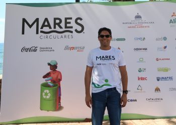 Más de 30 instituciones promueven el reciclaje en limpieza de playa Güibia