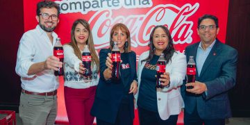 Coca Cola revive su icónica campaña personalizada