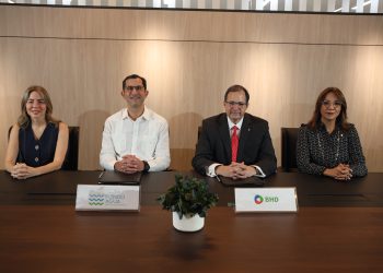 Patricia Abreu, Roberto Herrera, Steven Puig y Josefina Navarro